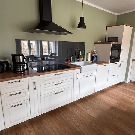 Holiday home Niemtsch -alte Schule-