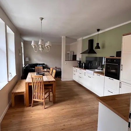 Niemtsch -alte Schule- Holiday home