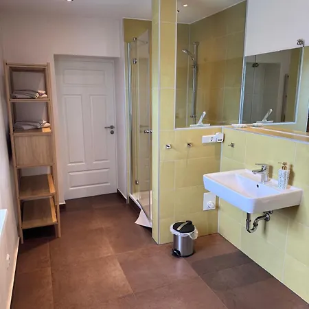 Niemtsch -alte Schule-