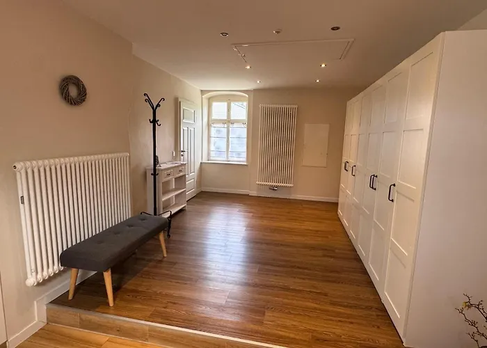 Niemtsch -alte Schule- * Senftenberg